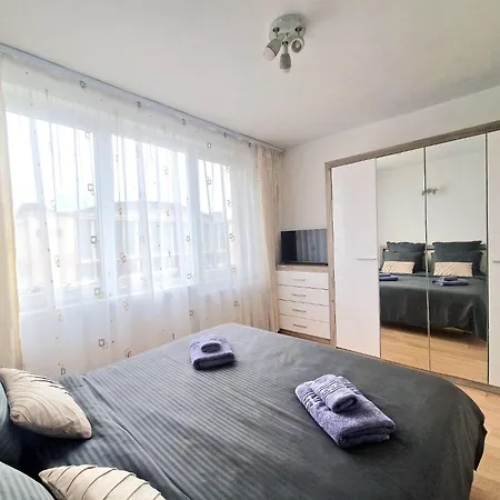 Sala Palatului Apartment *